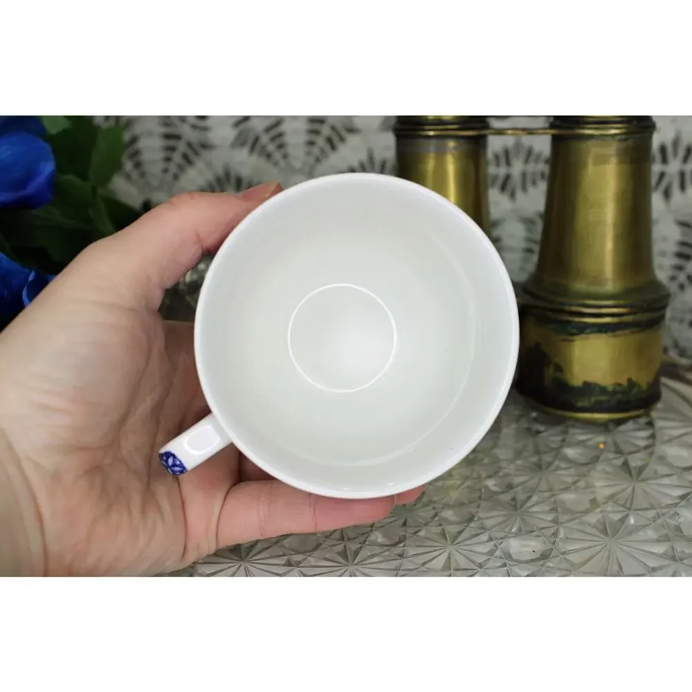 Johnson Brothers Blue Willow Breakfast Tea Cups